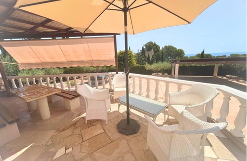 Costa Dorada House | Casa Winter Garden, popular with our regular guests