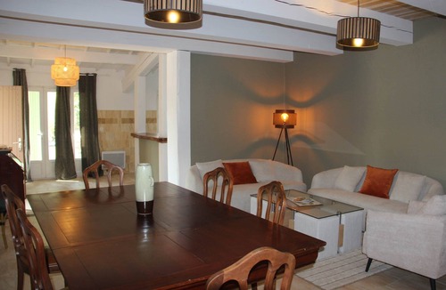 Pertuis House | Casa Yolis