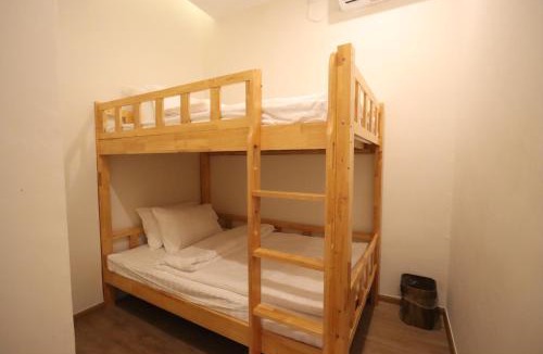 Lubuk Baja House | Casabella Homestay 103 Batam Penuin