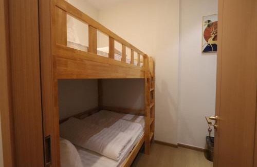Lubuk Baja House | Casabella Homestay 302 Batam Penuin