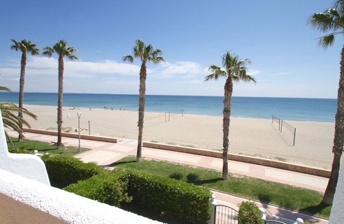 Miami Platja Ski Chalet | CASABLANCA 1ª línea mar con BBQ y Wifi