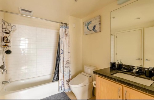 Southwest Berkeley Apartment | Casablanca