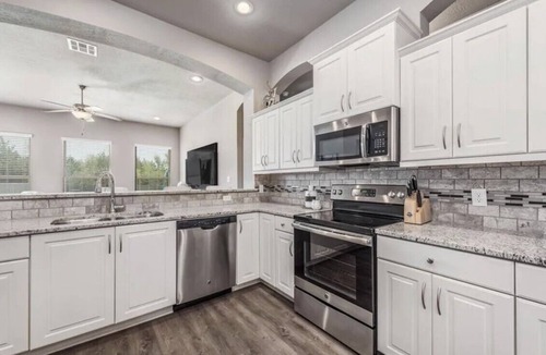 College Station House | Casablanca your modern home away from home.