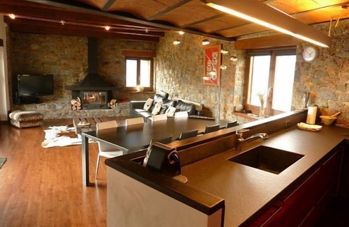 Campelles Ski Chalet | CasaCampelles for 8 people