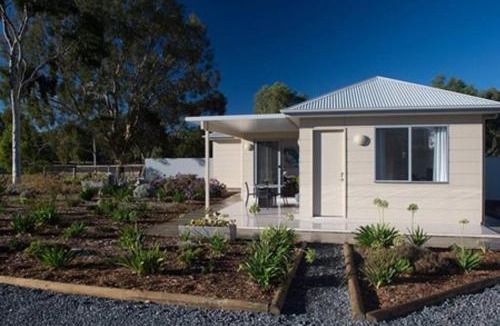 Nuriootpa House | CASALE COTTAGE Barossa Valley