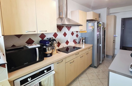 Le Vesinet Apartment | Casalionel: Peace and quiet 25 minutes from Paris