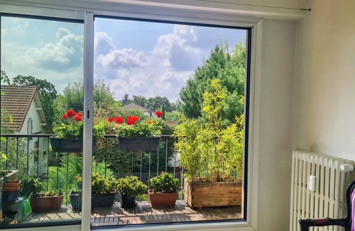 Le Vesinet Apartment | Casalionel: Peace and quiet 25 minutes from Paris