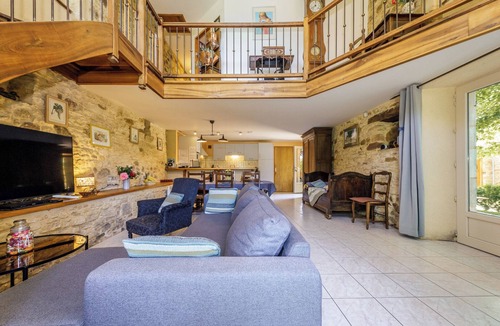 Montclera House | Casalle, comfortable restored holiday home with private swimming pool