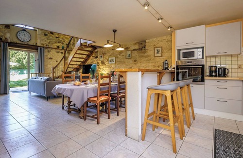 Montclera House | Casalle, comfortable restored holiday home with private swimming pool