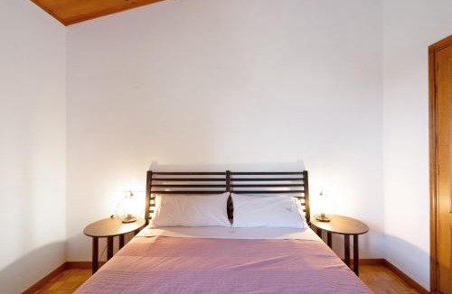 Avia House | Casanova de Noet