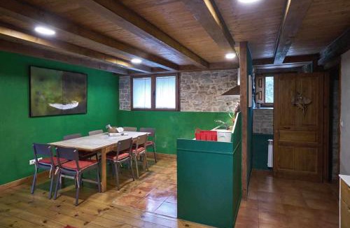 Gracionepel House | Casapirineos (Apartamentos)