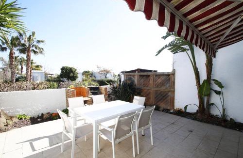 Parc de Mont-roig House | Casas Blancas 12