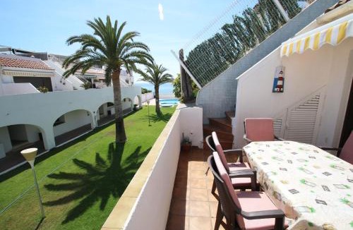 Parc de Mont-roig House | Casas Blancas 26