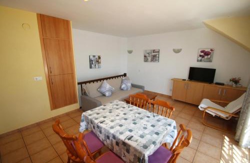 Parc de Mont-roig House | Casas Blancas 35