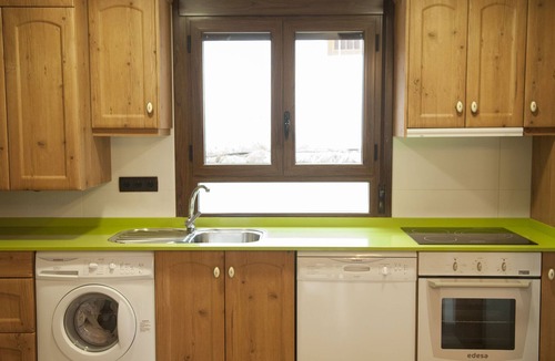 Escalona House | Casas la Ribera 6 pax Extra. Ordesa nº9