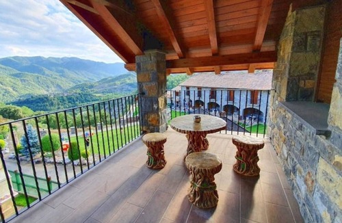 Puertolas Apartment | Casas Ordesa - Pineta Suite Apartment