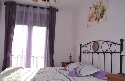 Bernuy-Salinero Cottage | Casas Rurales "El Dolmen" y "La Senderilla" for 3 people