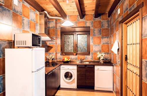 Cabezas Altas Cottage | Casas Rurales Callejas for 2 people