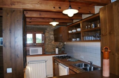 Lladurs Cottage | Casas Rurales La Salada for 4 people