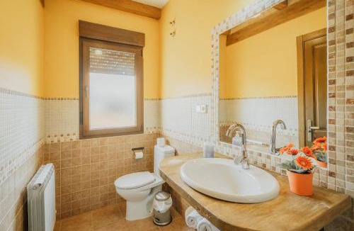 Ayllon House | Casas Rurales Las Eras I I I