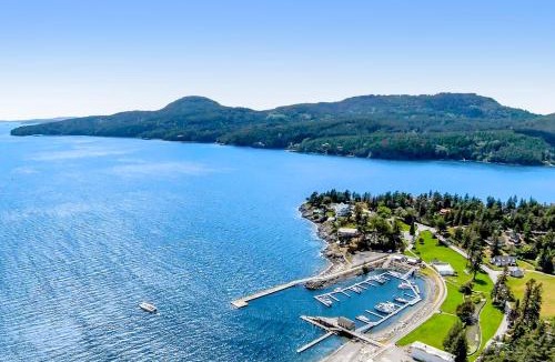 Rosario Apartment | Cascade Bay Getaway