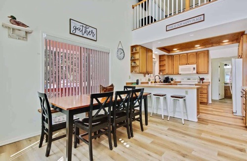 Cascade Cabin | Cascade Cabin Mountain Getaway with Private Beach