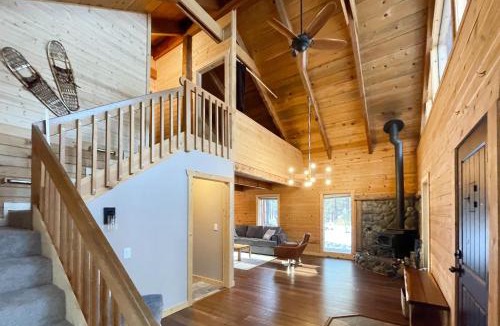 River Forest Acres House | Cascade Cabin