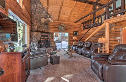 Cascade Cabin | Cascade Cabin w/Mountain View & River Access