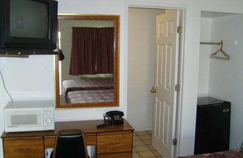 Lebanon Hotel | Cascade City Center Motel