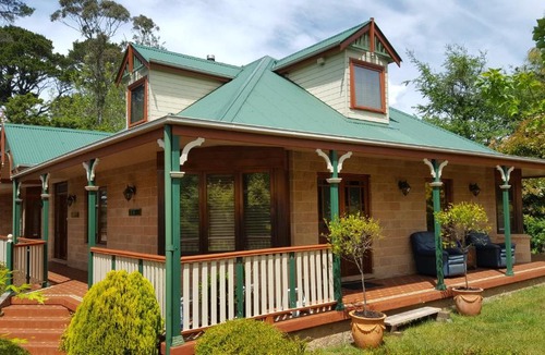 Katoomba House | Cascades Manor Katoomba