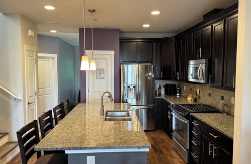 Snoqualmie Ridge House | Cascades Retreat with Hottub