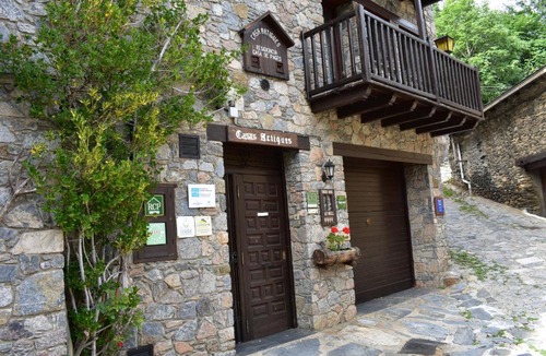 Os de Civis House | Cases Artigues
