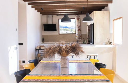 Onil Villa | Caseta Blanca : Complete Rural House in the mountain of Onil in Alicante