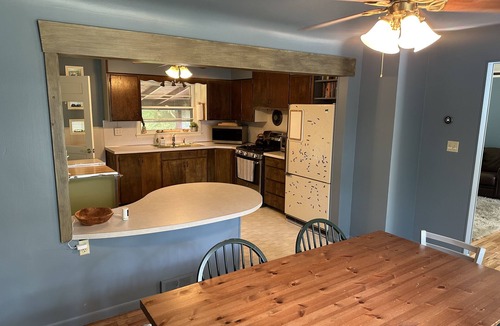 Caseville House | Caseville cottage with beach access