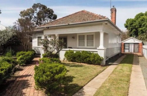 Tatura House | Casey Cottage