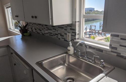 Nokomis Villa | Casey Key 2-Bedroom Bay View