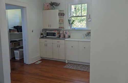 North Augusta Cottage | Casey's Cottage- Georgia Ave