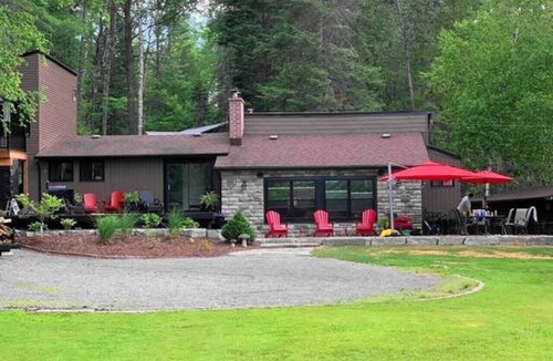 Tudor and Cashel House | Cashel Gem, Sandy Beach, Hot Tub