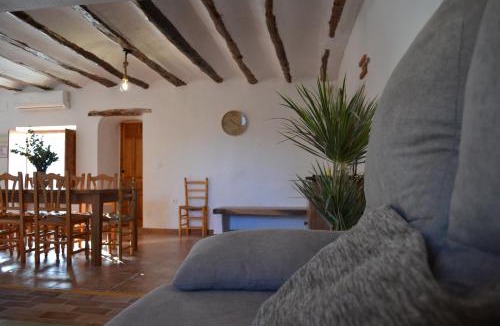 Ayora House | Casica de los Pastores