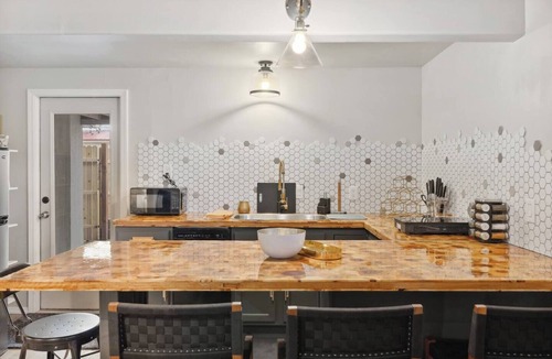 Albuquerque Apartment | Casita-Abeja North Valley