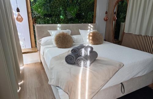 Beniajan Apartment | Casita acristalada con jacuzzi