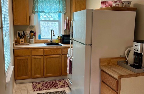 Mango Groves Cottage | Casita Azul with heated pool