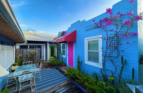 Mango Groves Cottage | Casita Azul with heated pool