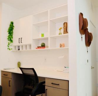 McNeil Apartment | Casita Cactus - Quick to Q2 & Domain - WiFi plus Pool