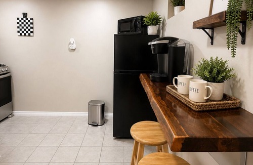 El Paso Apartment | Casita – Cozy & Relaxing Studio near Downtown, UTEP & Fort Bliss