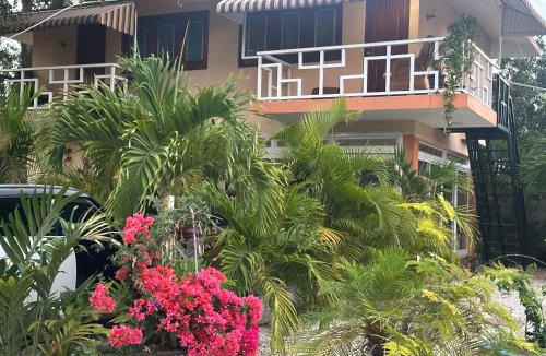 San Jose de Ocoa Bed & Breakfast | Casita de las flores