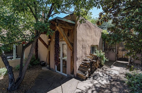 South Capitol Cabin | Casita Don Manuel by Ruidoso Vacation Rentals