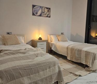 Los Imbernones House | Casita Feliz