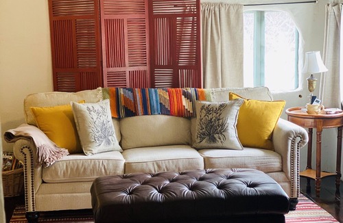 Las Cruces Apartment | Casita Florecita - downtown at the historic Hacienda de Las Cruces
