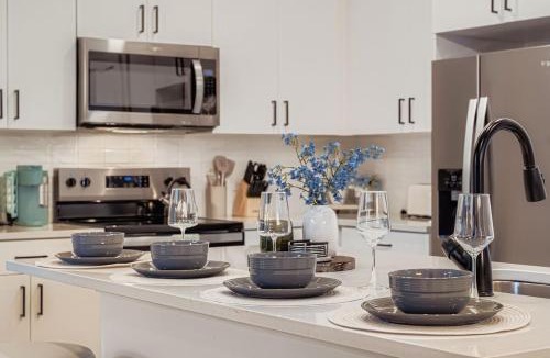 McNeil Apartment | Casita Lonestar - Pool View - Free Parking